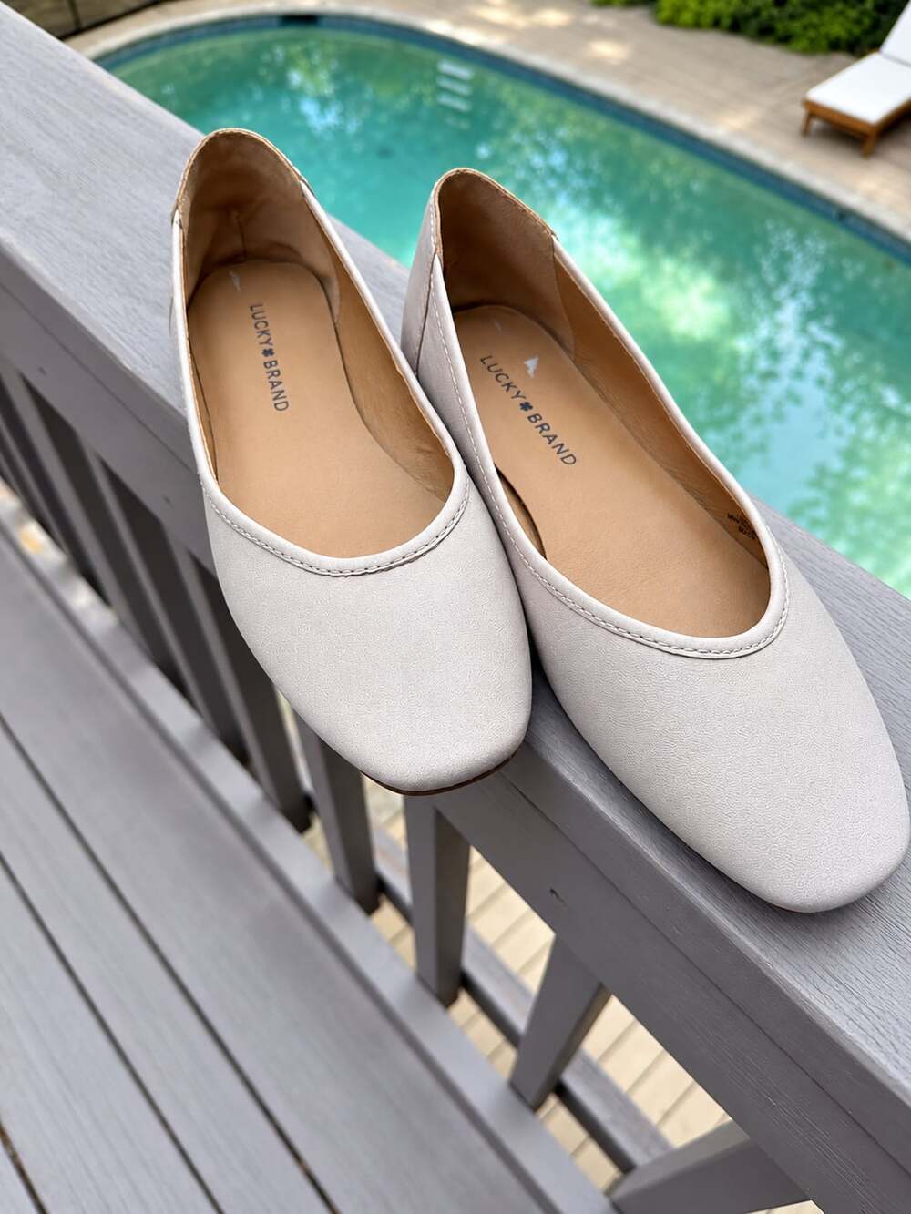 Lucky Brand Alanya Ballet Flats Size 7.5M White Leather